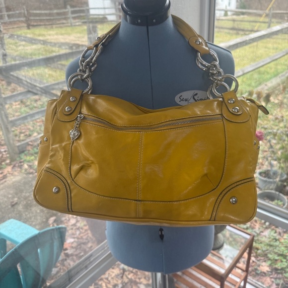 Kathy Van Zeeland Mustard Shoulder Bag with Silver Accents!NWOT! - Picture 6 of 10